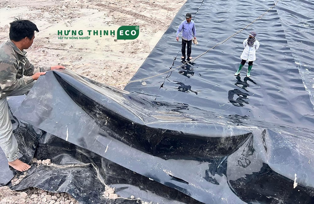 Bạt HDPE 2 mm thi công tận nơi